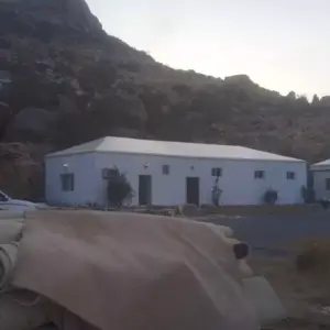 0585 سندويش بنل ومضلات وسواتر جده | بيوت شعر